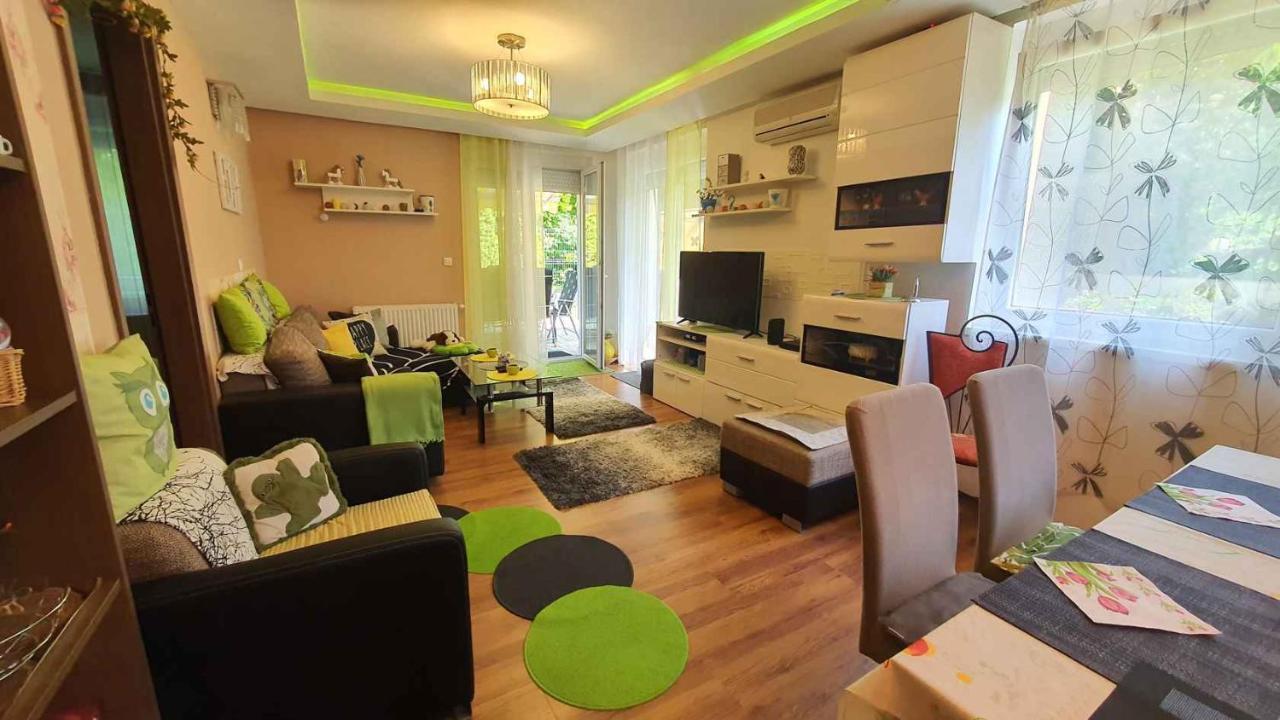 Zoeldlomb Apartman Siofok Exterior photo